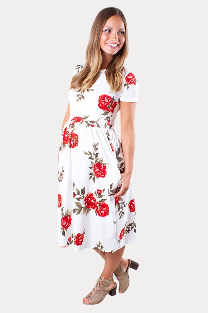 red floral maternity dress