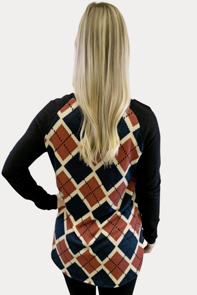 geometric plaid pregnancy top