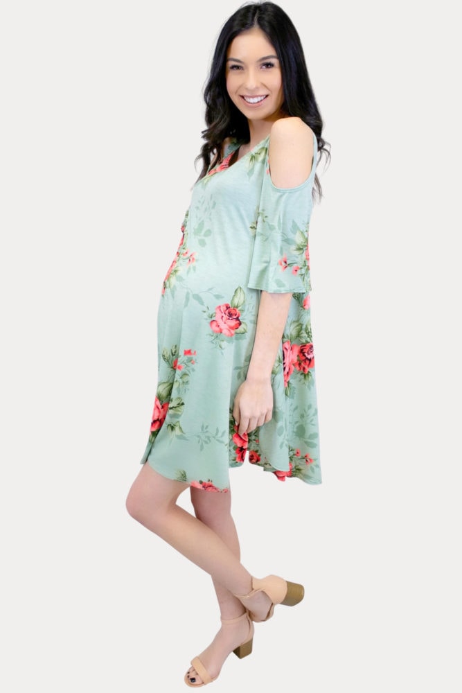 floral flowy maternity dress
