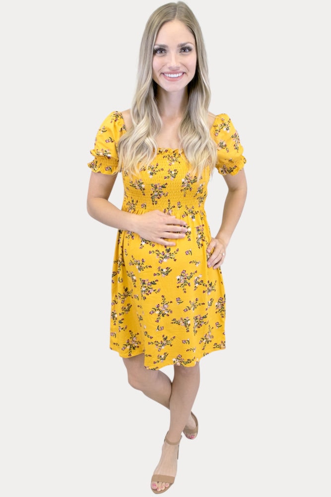floral short sleeve maternity dress