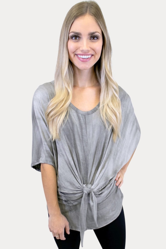 tie front maternity tee