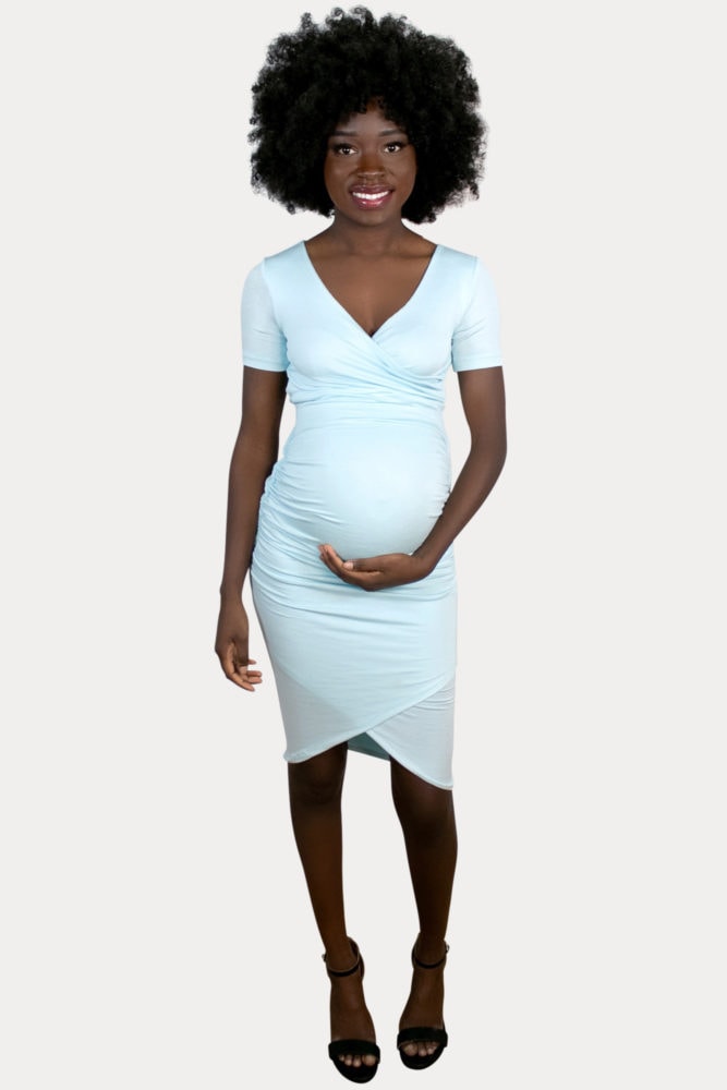 nursing friendly outfits