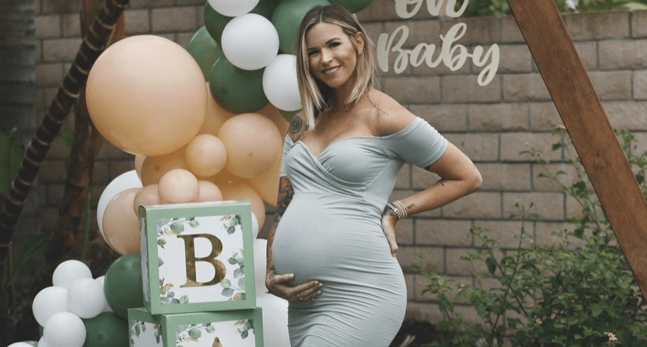 September 2021 Share & Win