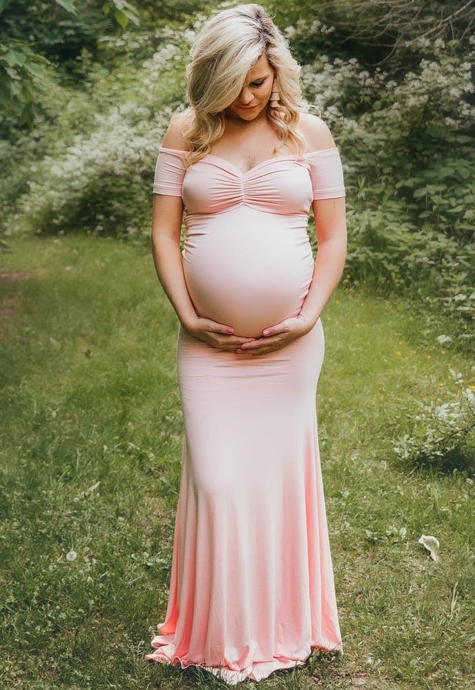 Short-Sleeve Baby Shower Maternity Gown in Baby Pink